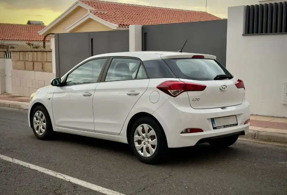 Hyundai i20