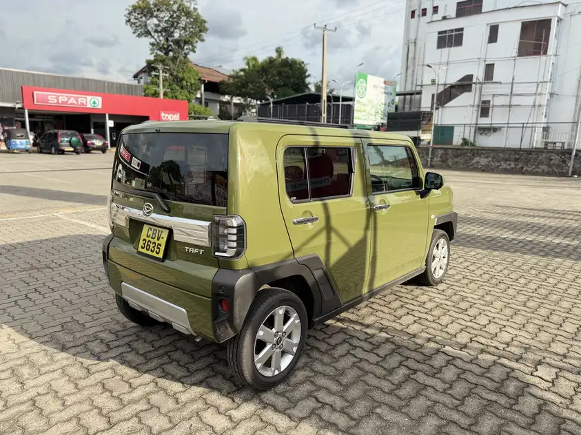 Daihatsu Taft