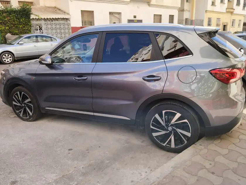 MG ZS