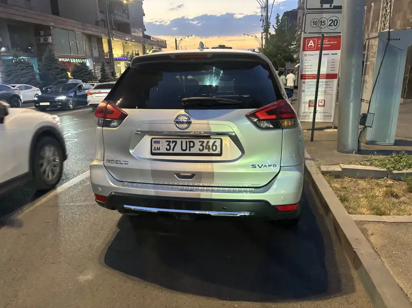 Nissan Rogue