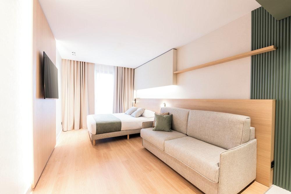 Aparthotel Atenea Calabria