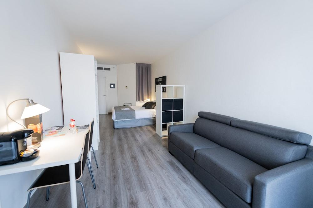 Aparthotel Atenea Calabria