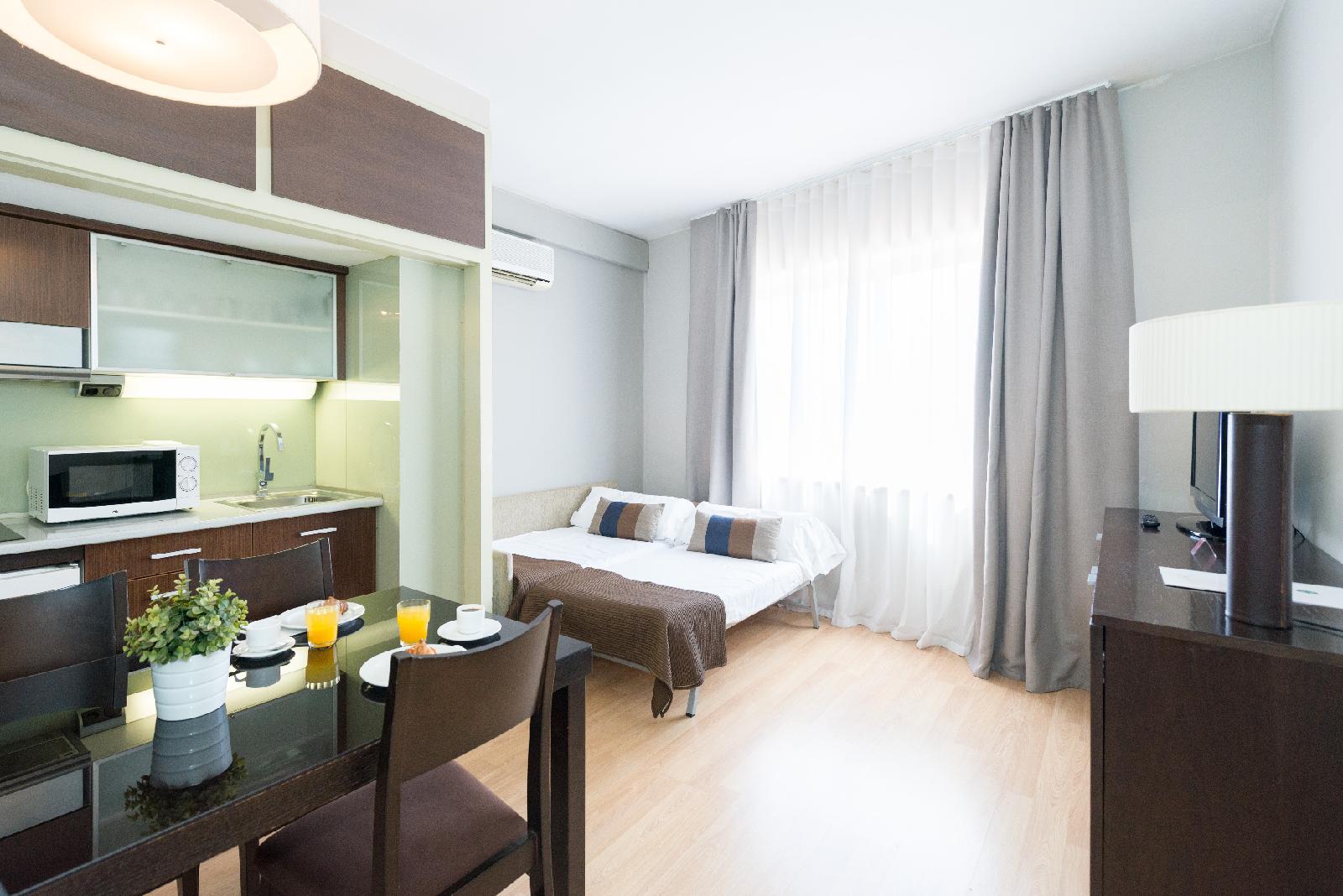 Senator Barcelona Apartments
