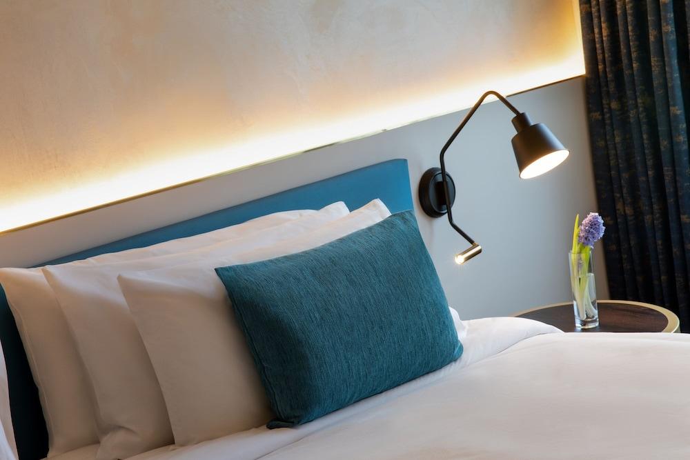 Renaissance Barcelona Hotel