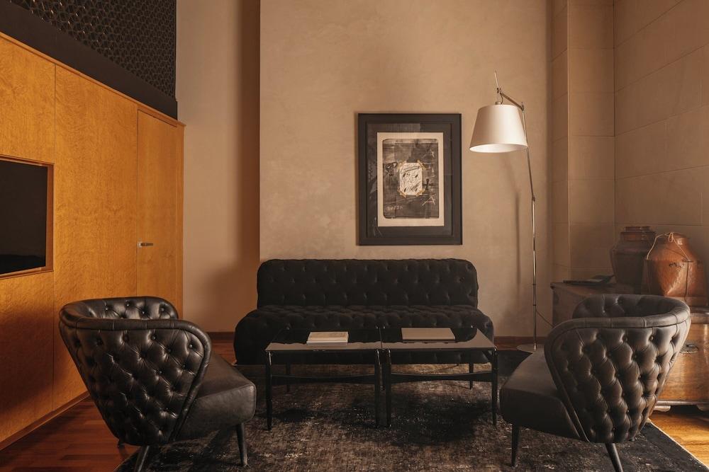 Claris Hotel & Spa Gl