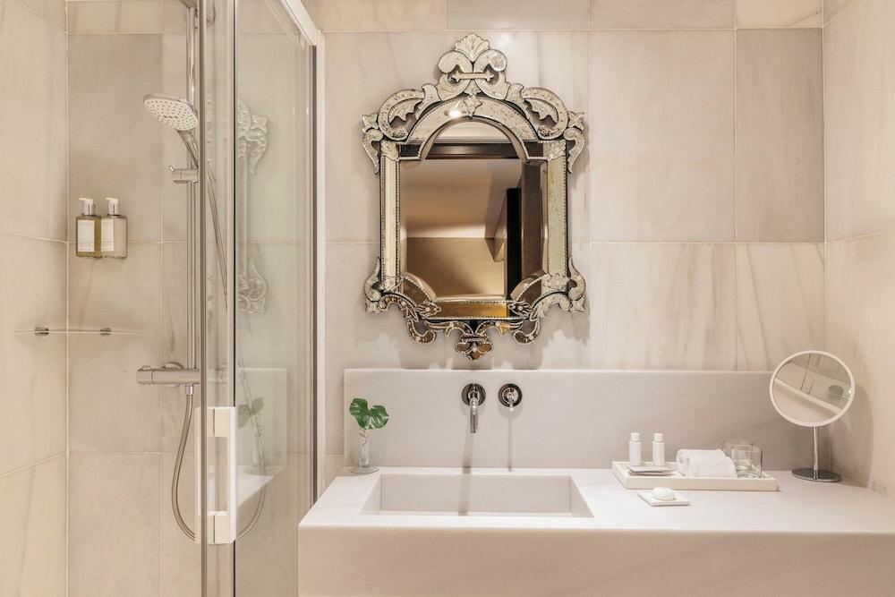 Claris Hotel & Spa Gl