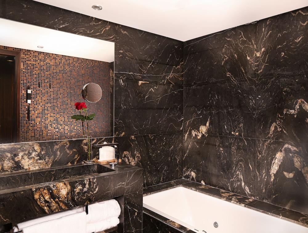 Claris Hotel & Spa Gl