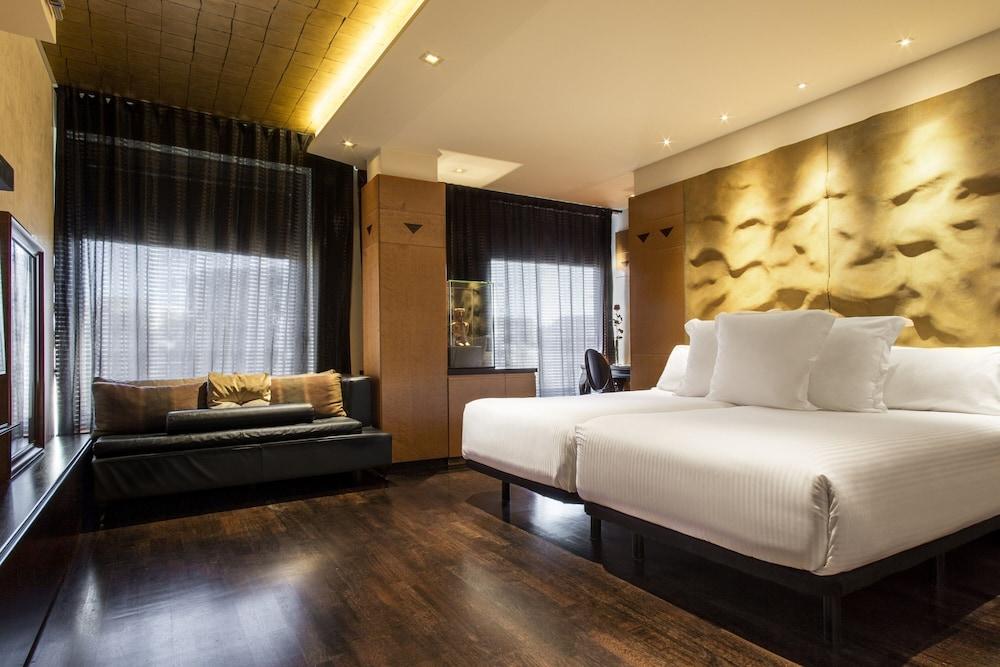 Claris Hotel & Spa Gl