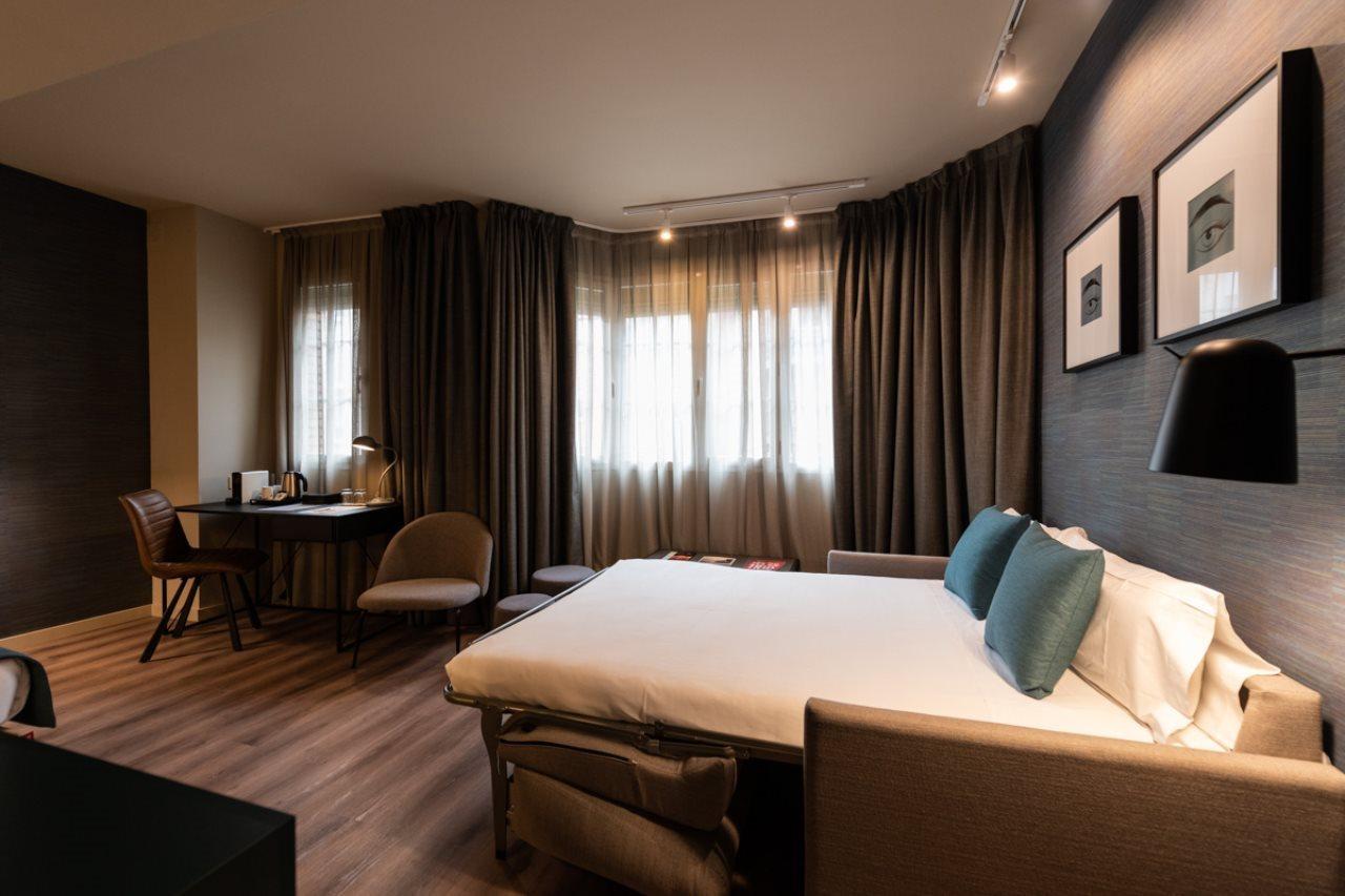 Atenea Rekord Suites