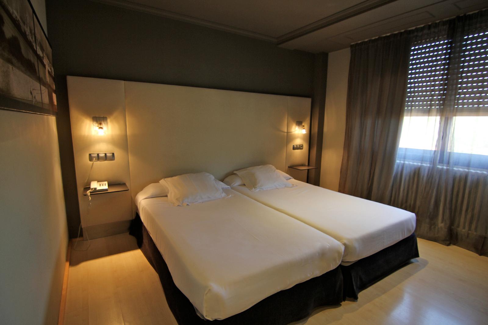 Hotel Almirante