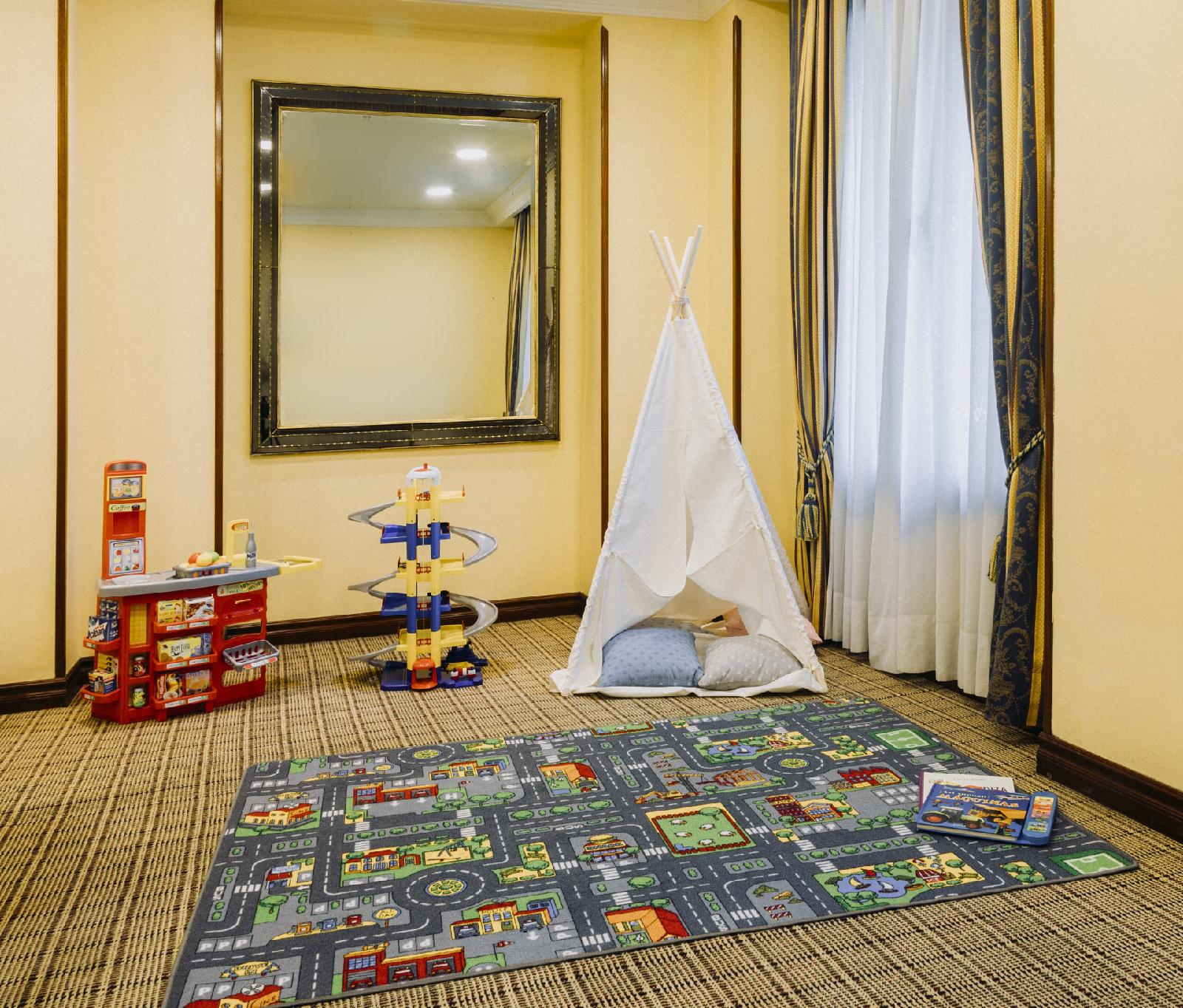 Intercontinental Madrid, An Ihg Hotel