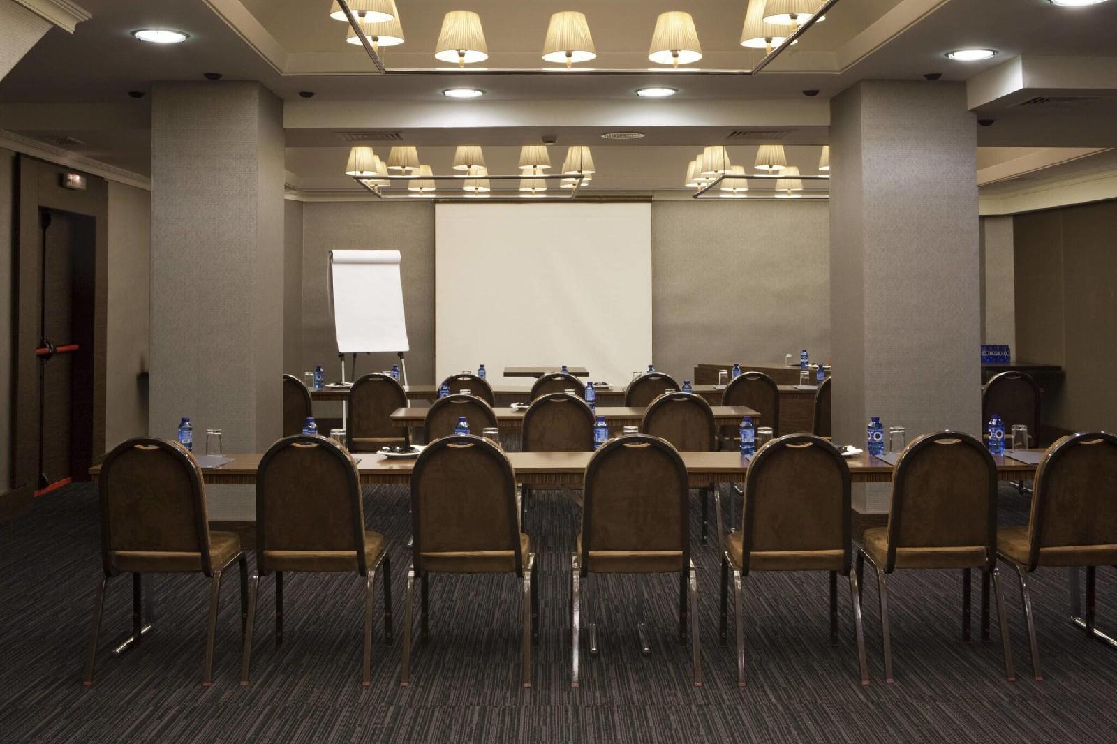 Ac Hotel Carlton Madrid By Marriott