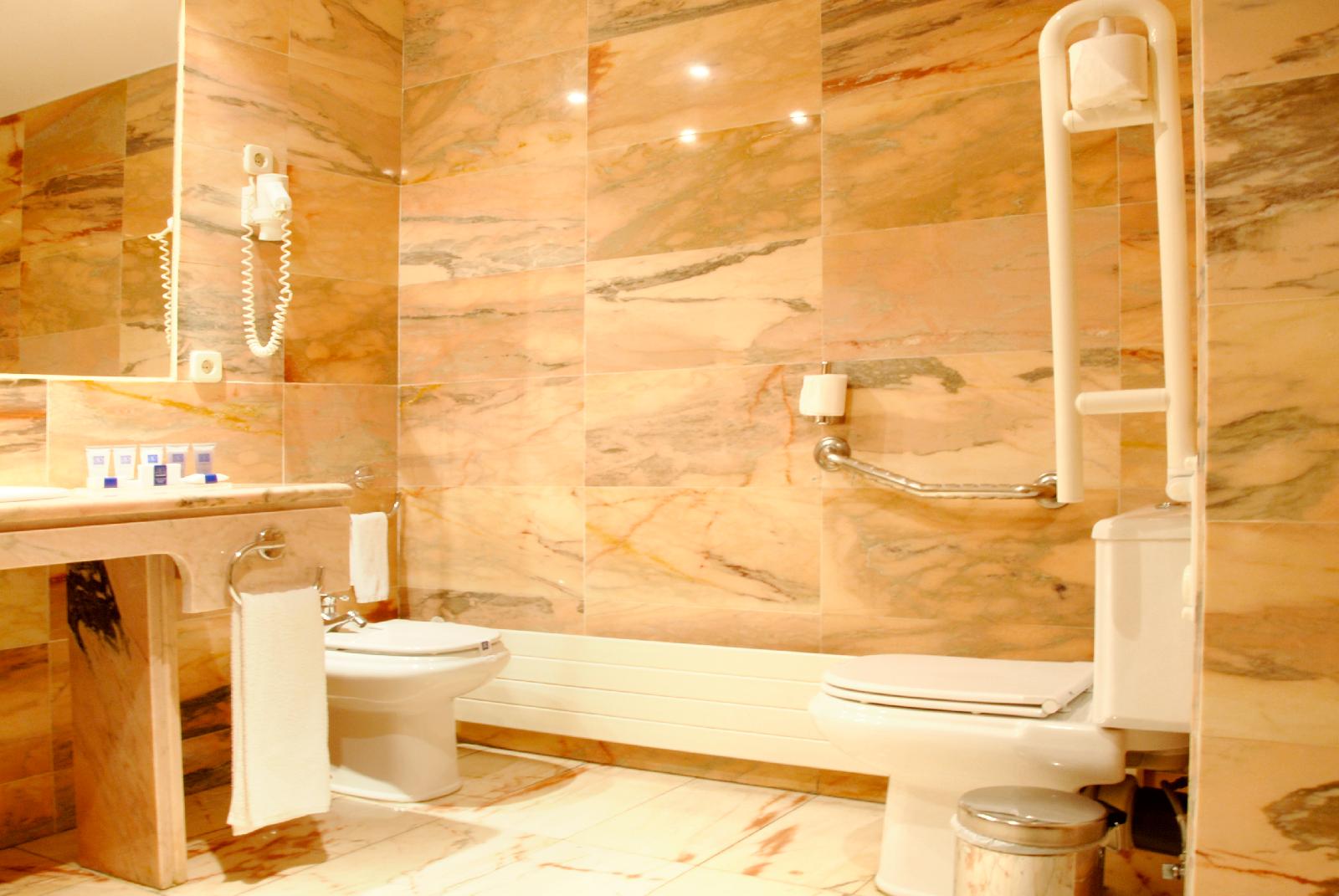 Hotel AR Parquesur