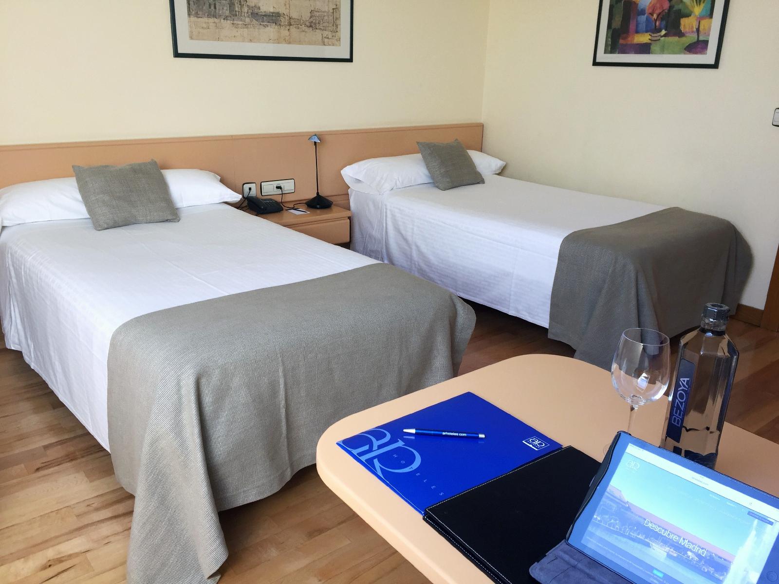 Hotel AR Parquesur