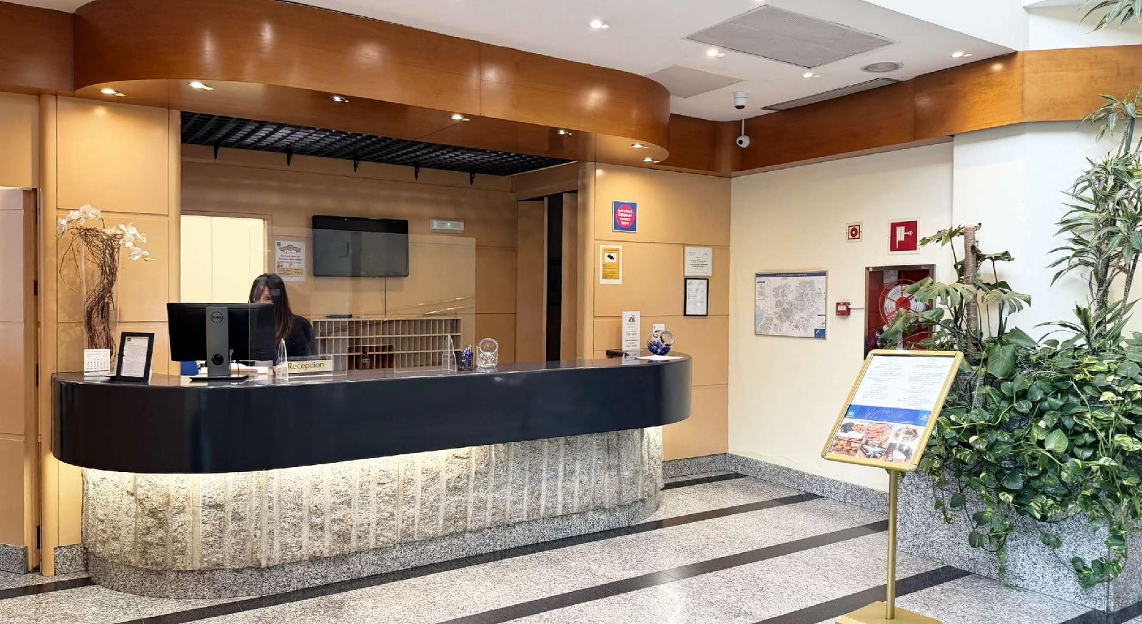 Hotel AR Parquesur