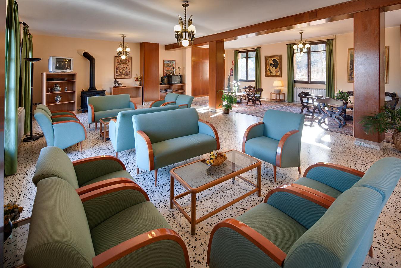 Hotel Mora
