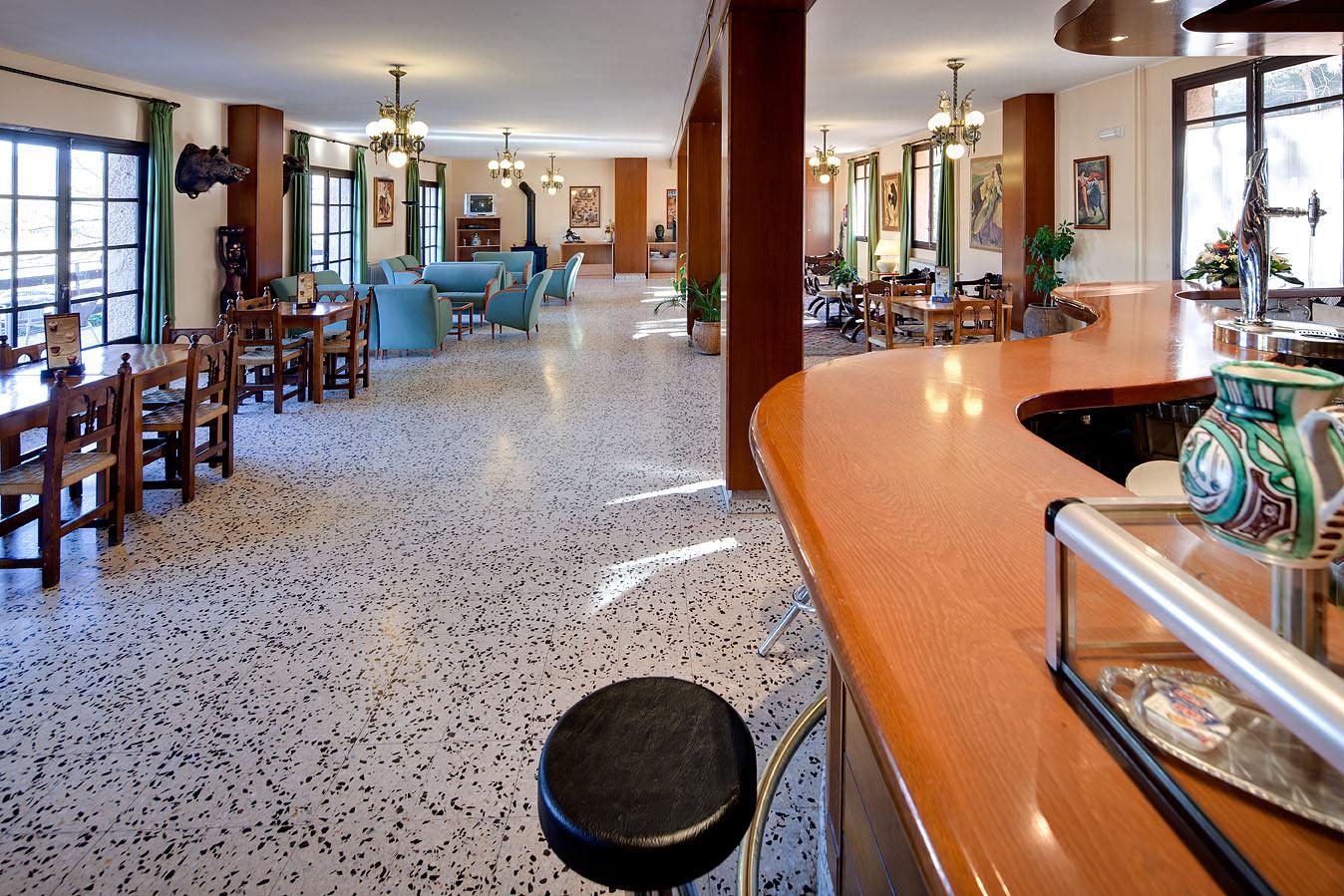 Hotel Mora