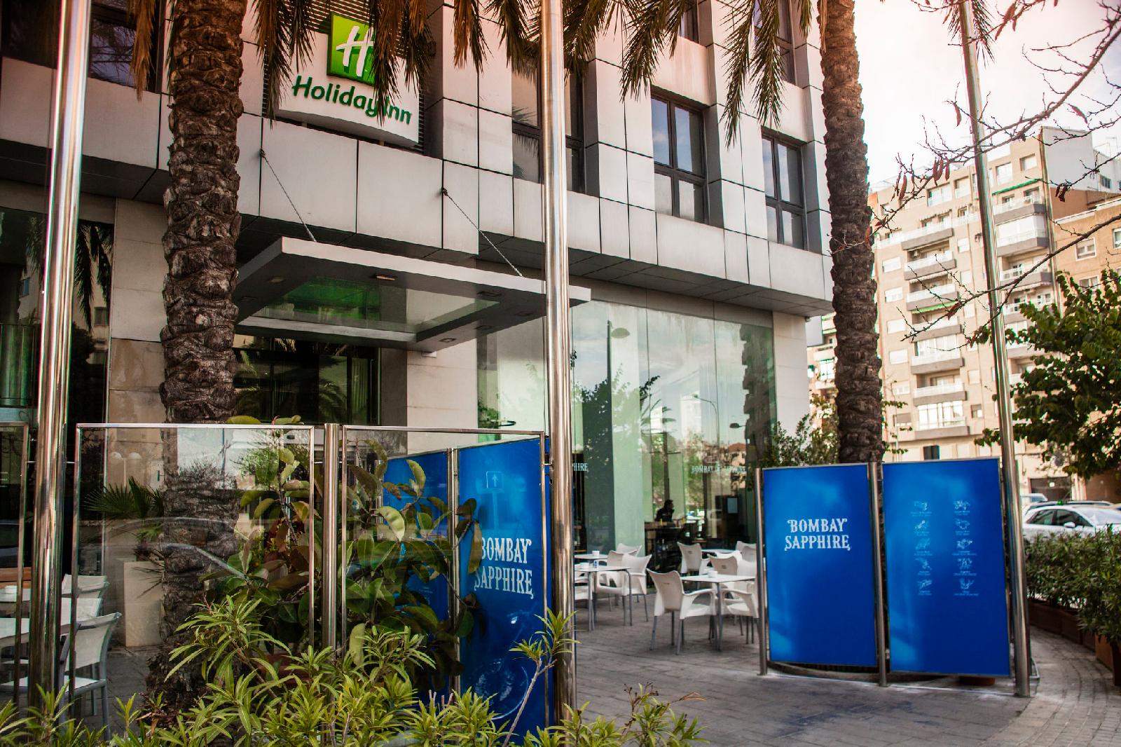 Alameda Plaza