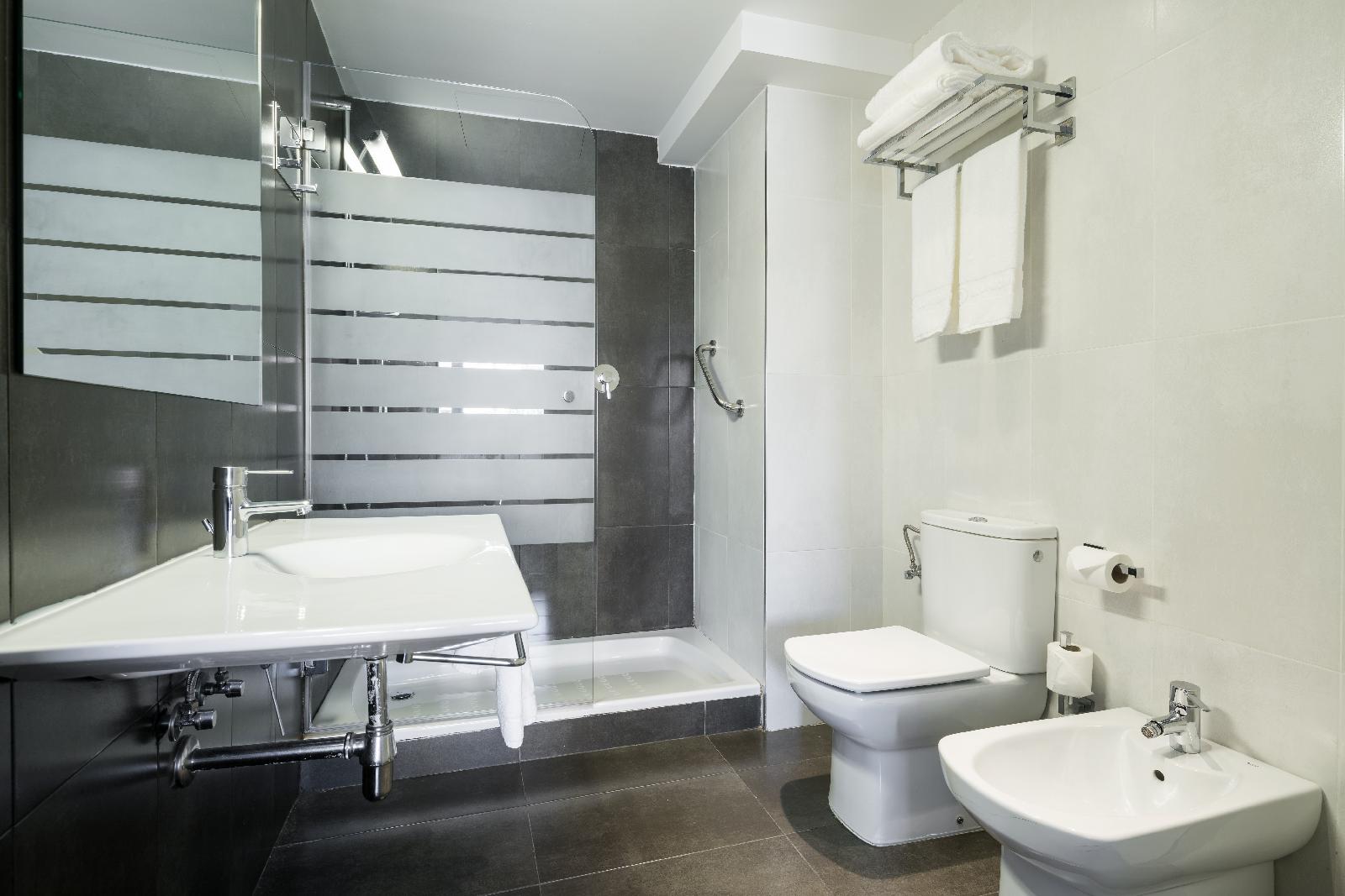 Hotel Ilunion Romareda
