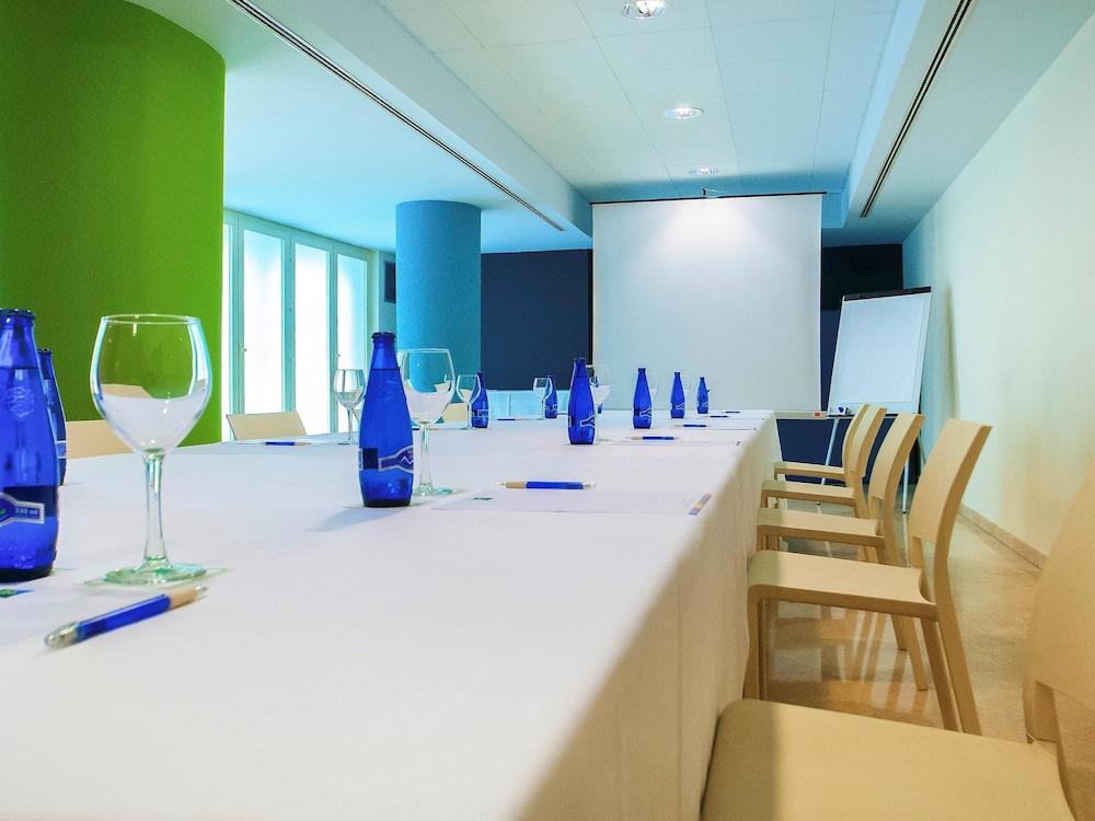 Ibis Styles Zaragoza Centro