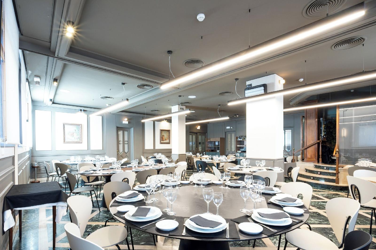 Tibur Hotel