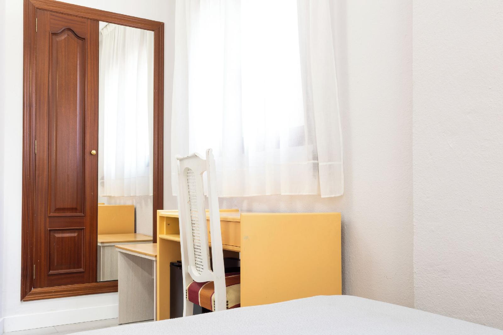 Tibur Hotel