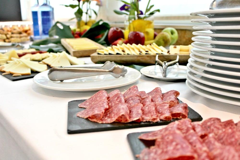 Hotel Villamadrid