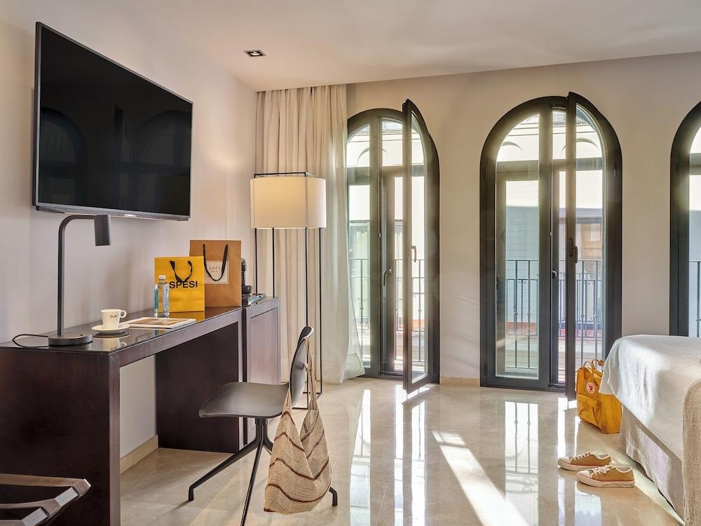 Hotel Rey Alfonso X