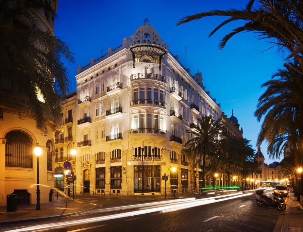 One Shot Palacio Reina Victoria 04 Hotel