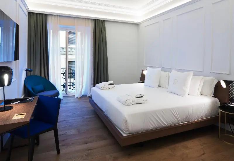 One Shot Palacio Reina Victoria 04 Hotel