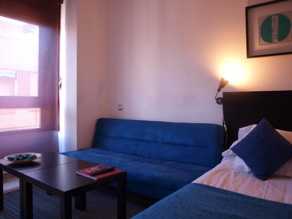 Stylish City Aparthotel Madrid