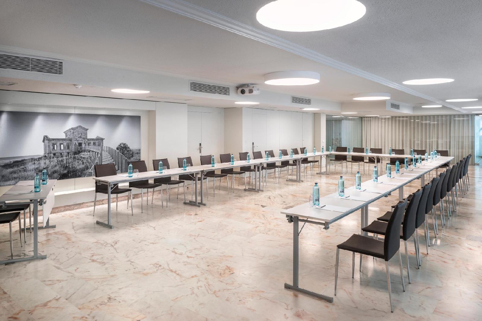 Salles Hotel Ciutat Del Prat Barcelona Airport