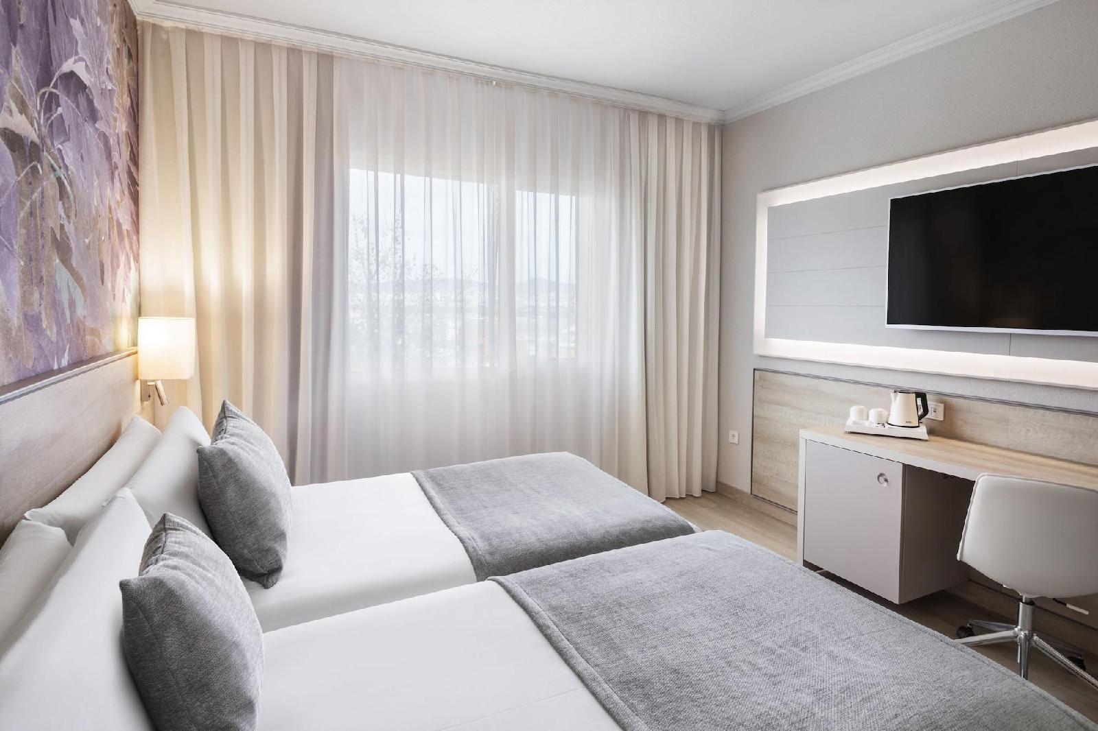 Salles Hotel Ciutat Del Prat Barcelona Airport