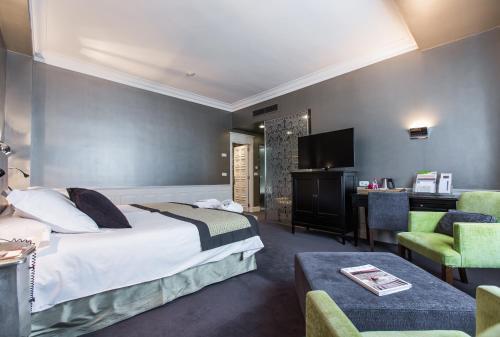 Hotel Carlton