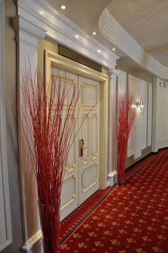 Hotel Carlton