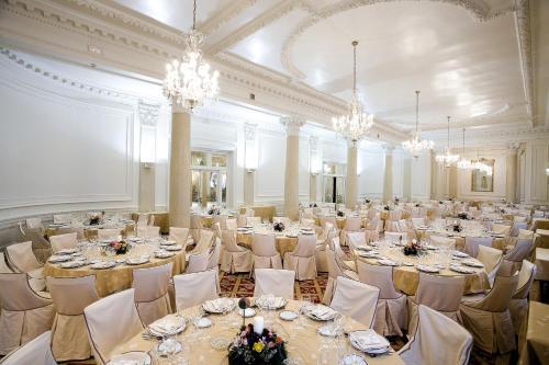 Hotel Carlton