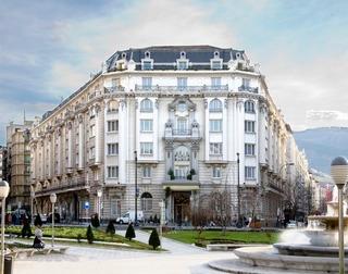 Hotel Carlton