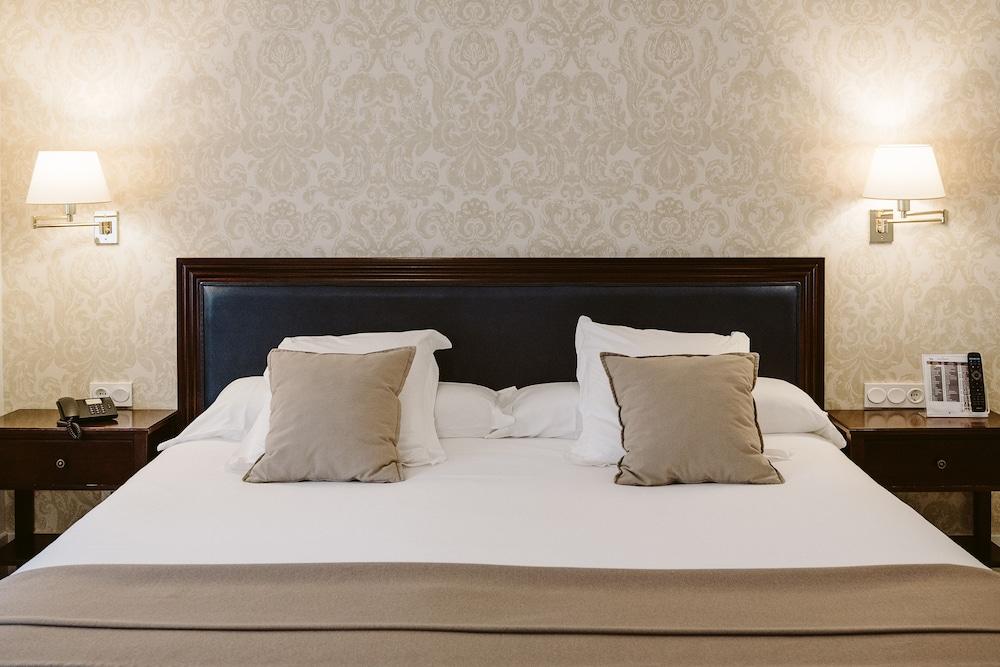 Hotel Carlton