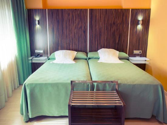 Hotel Gran Via