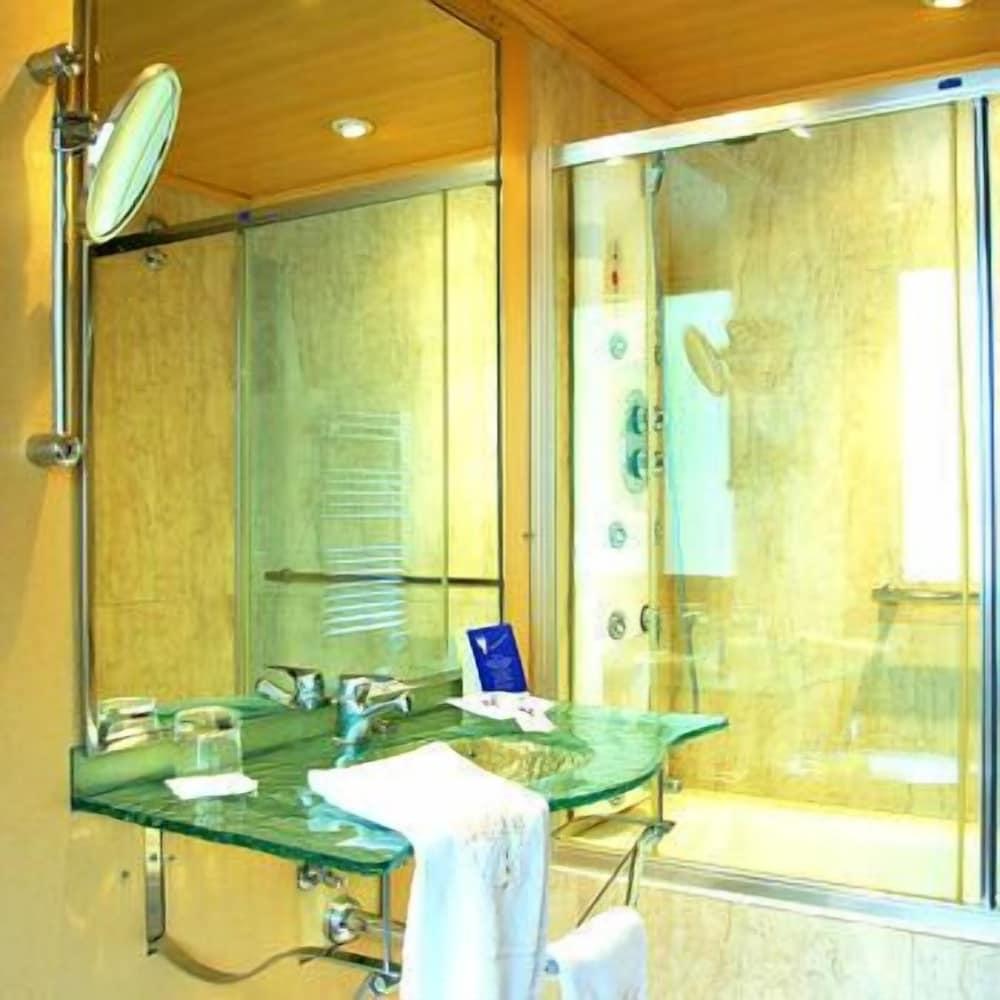 Hotel Gran Via