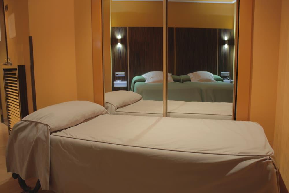Hotel Gran Via
