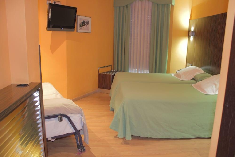 Hotel Gran Via