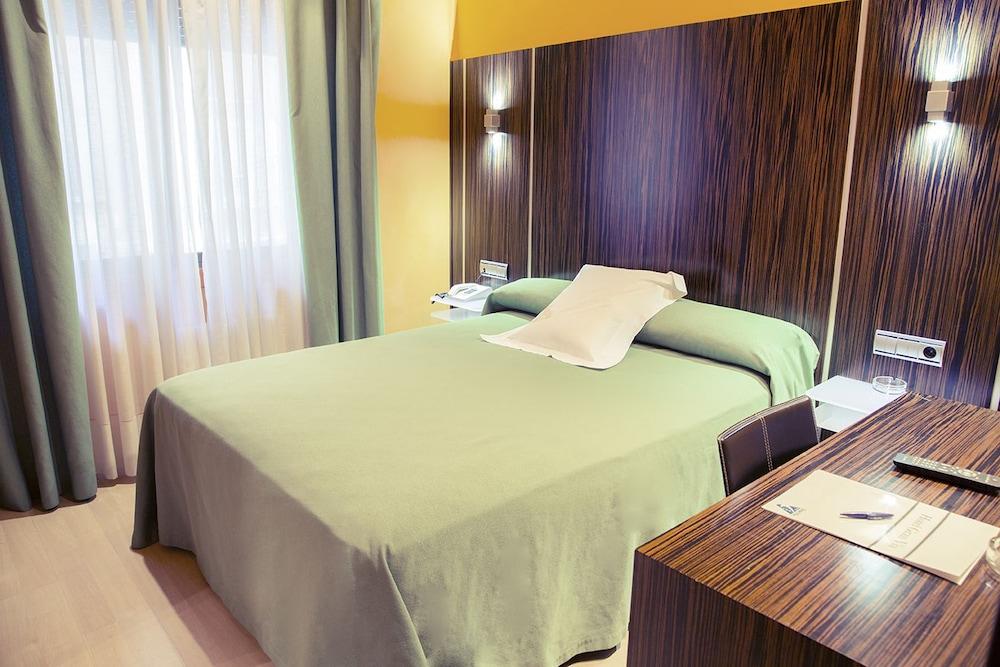 Hotel Gran Via