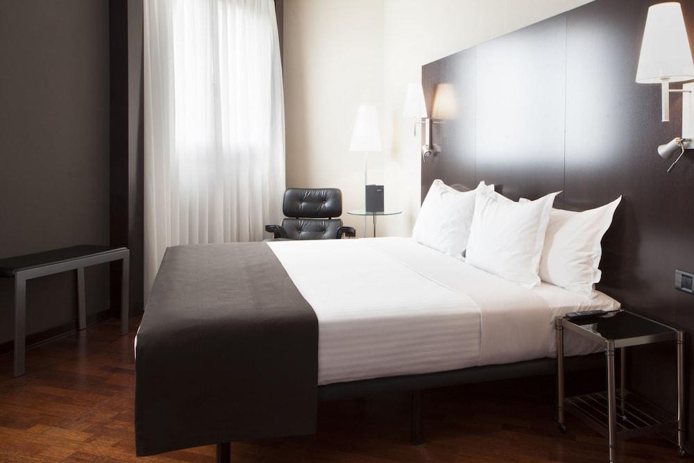 Ac Hotel Valencia By Marriott