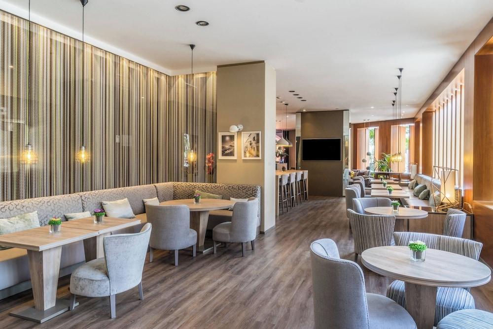 Ac Hotel Valencia By Marriott