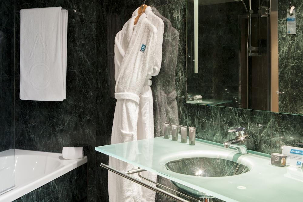 Ac Hotel Valencia By Marriott