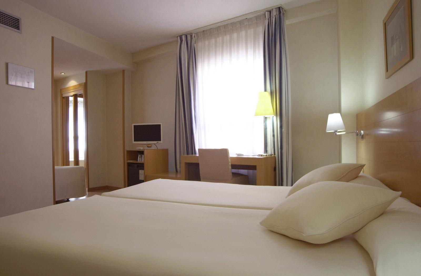 Hotel Infanta Mercedes