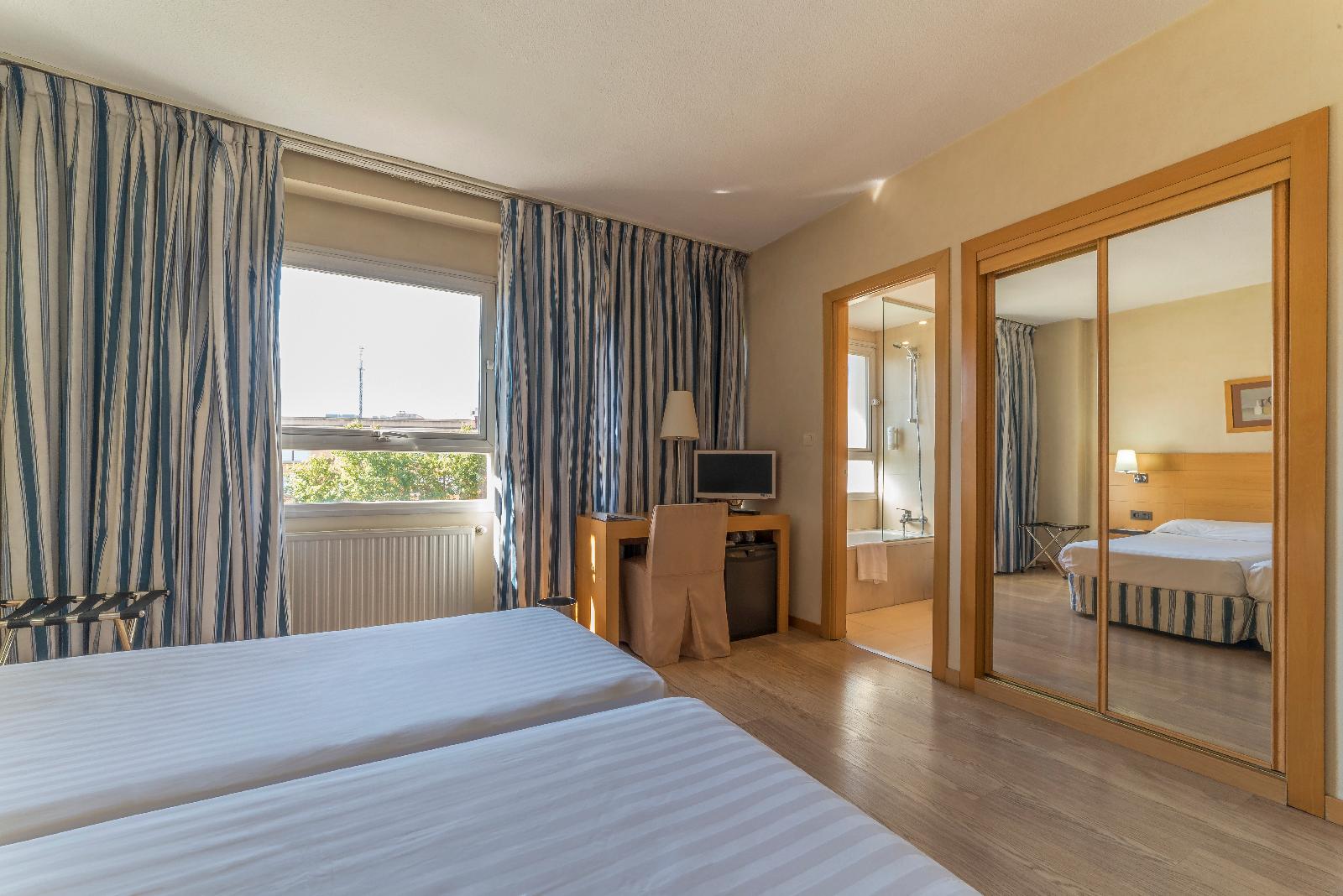 Hotel Infanta Mercedes
