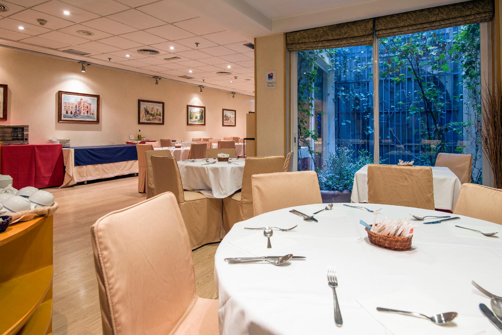 Hotel Infanta Mercedes
