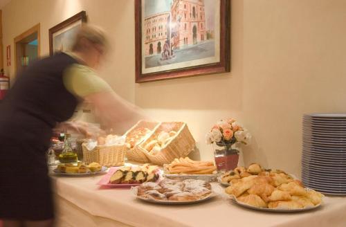 Hotel Infanta Mercedes
